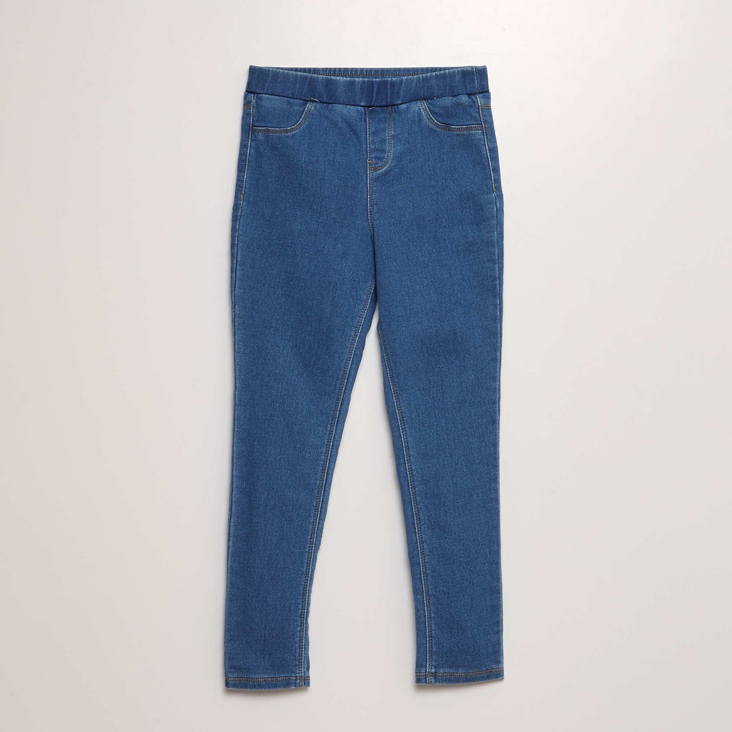 AED88_6_ZC1