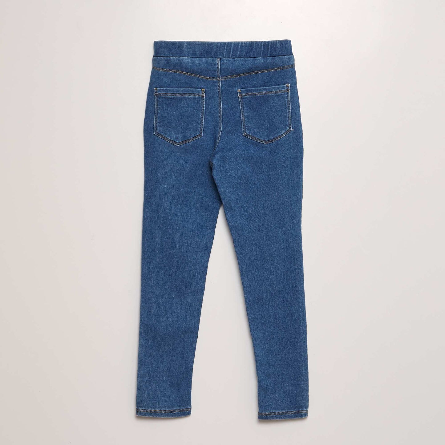 AED88_6_ZC2