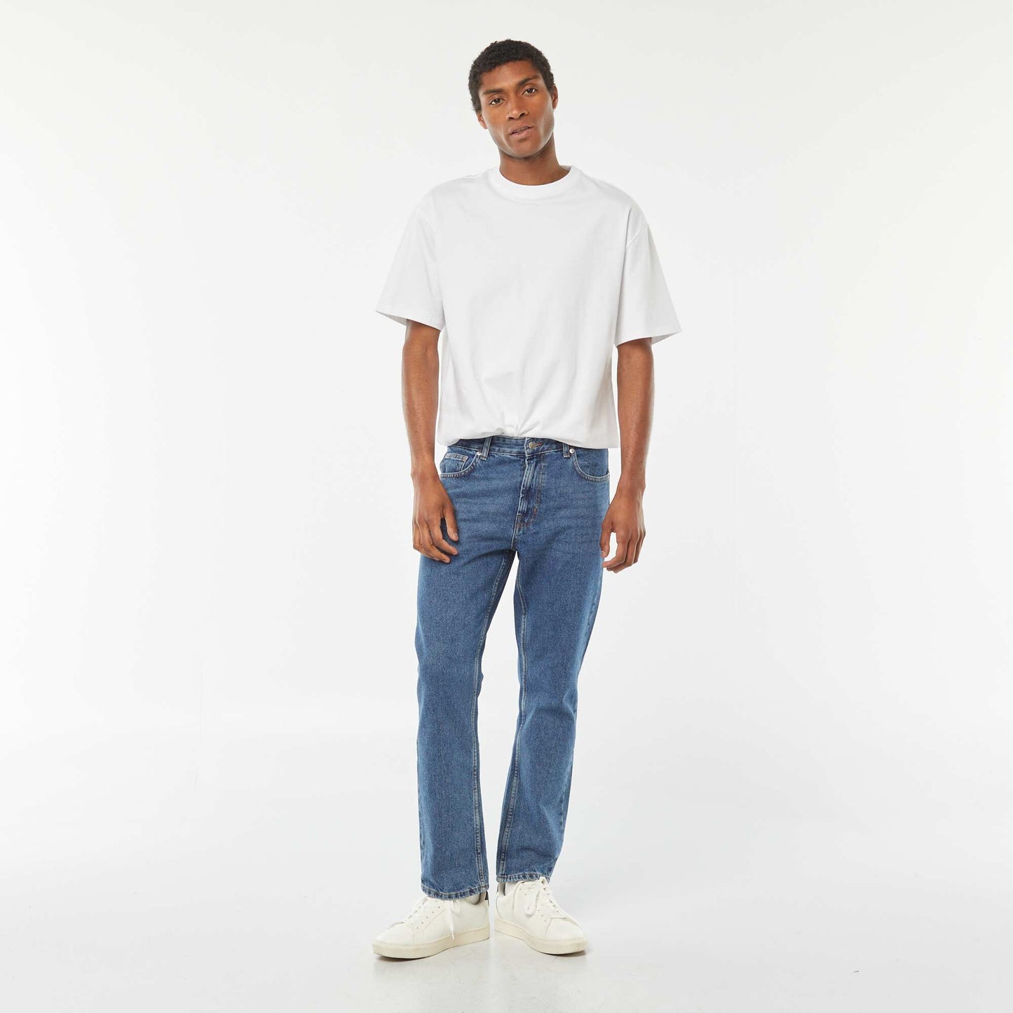 AYX93_4_ZC1