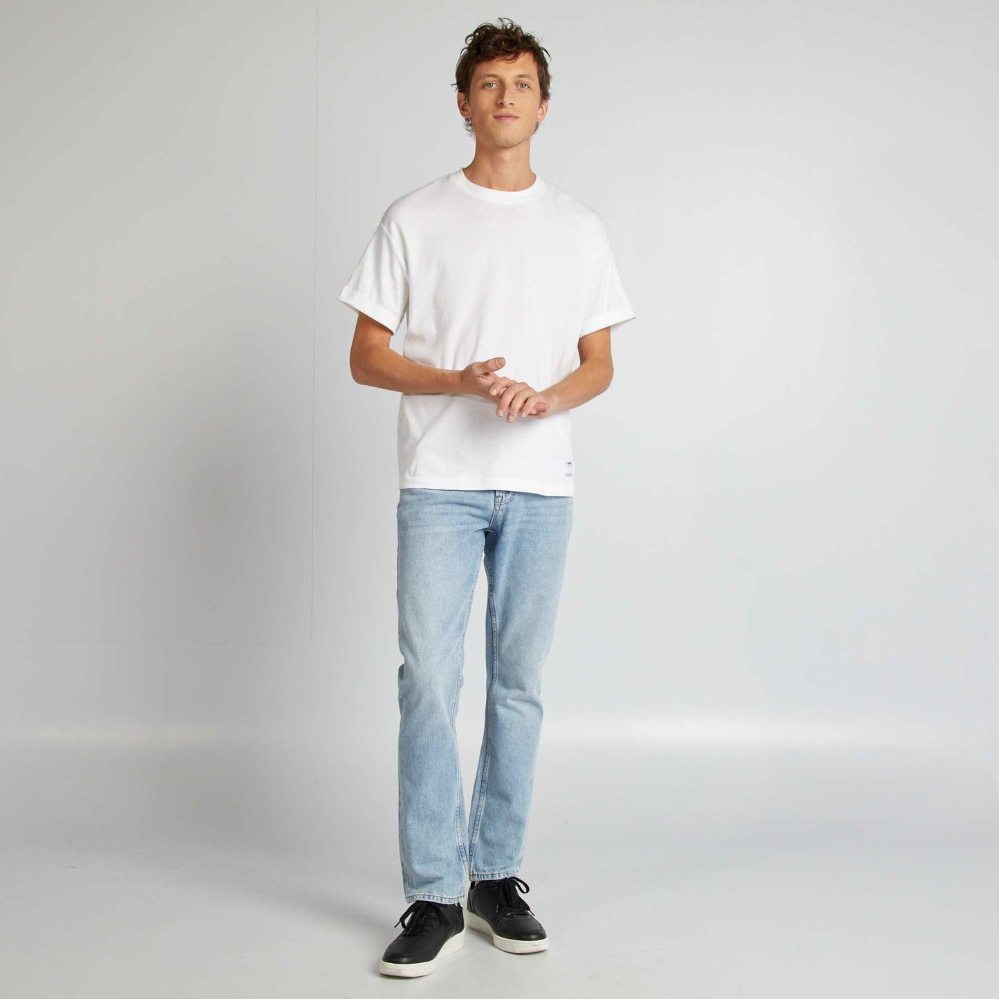 AYX93_8_ZC1