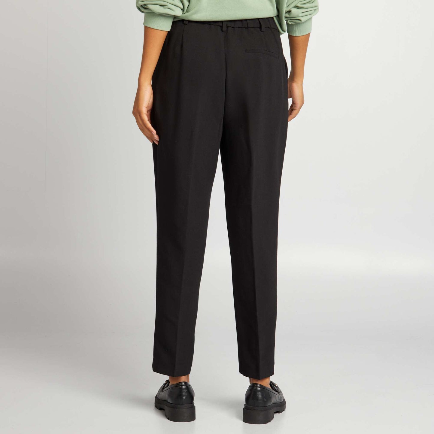 Cigarette trousers black