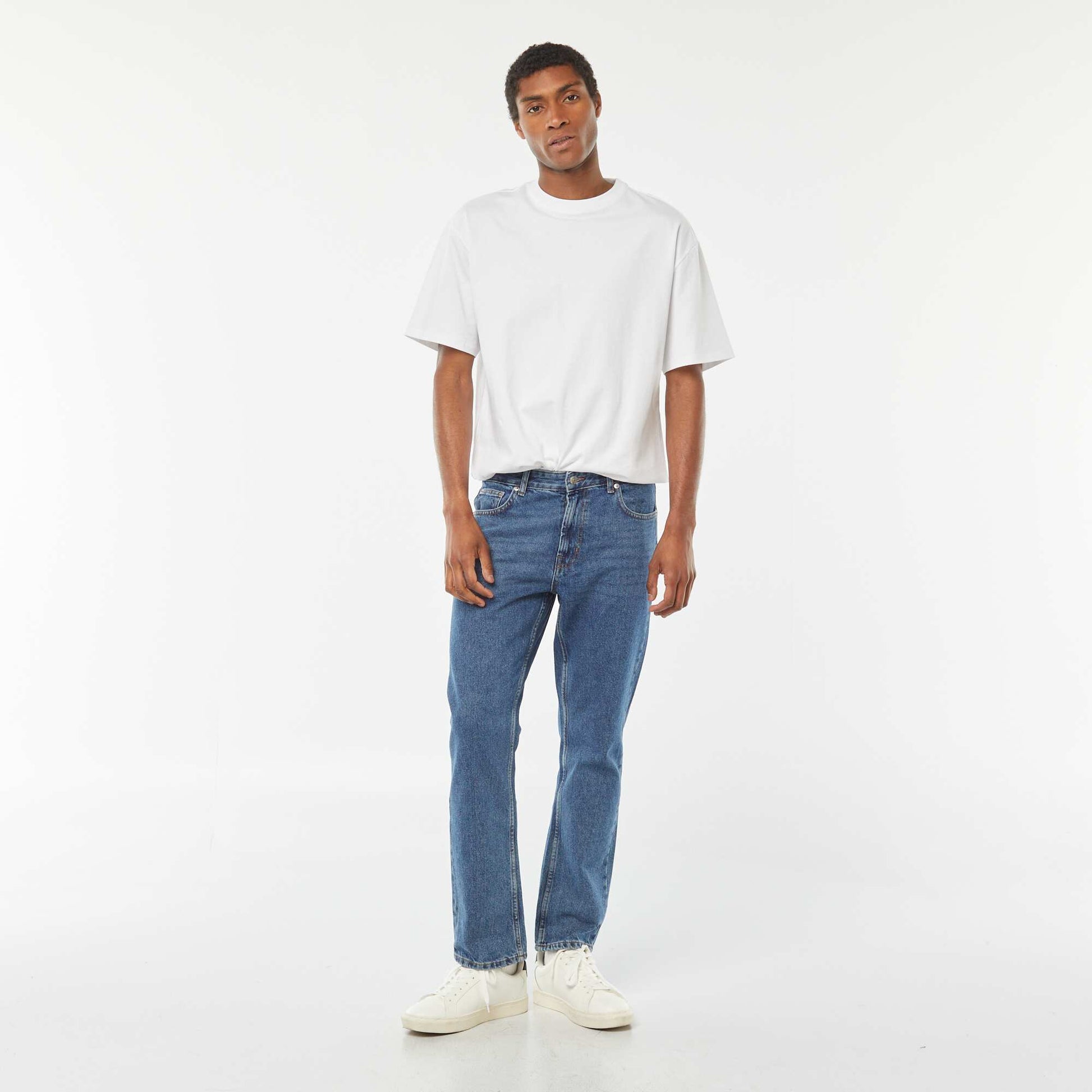 AYX93_4_ZC1