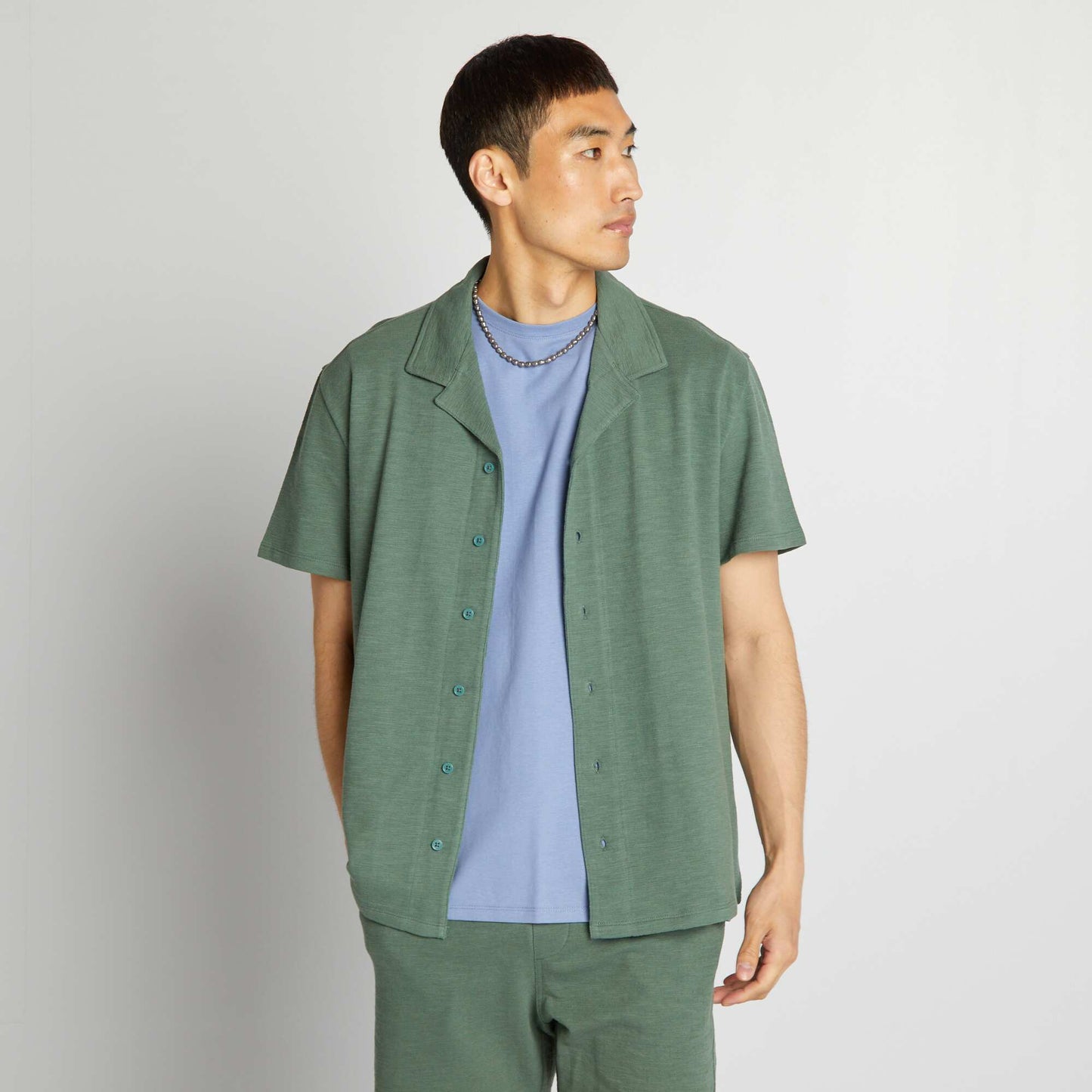 Short-sleeved shirt with polo collar GREEN