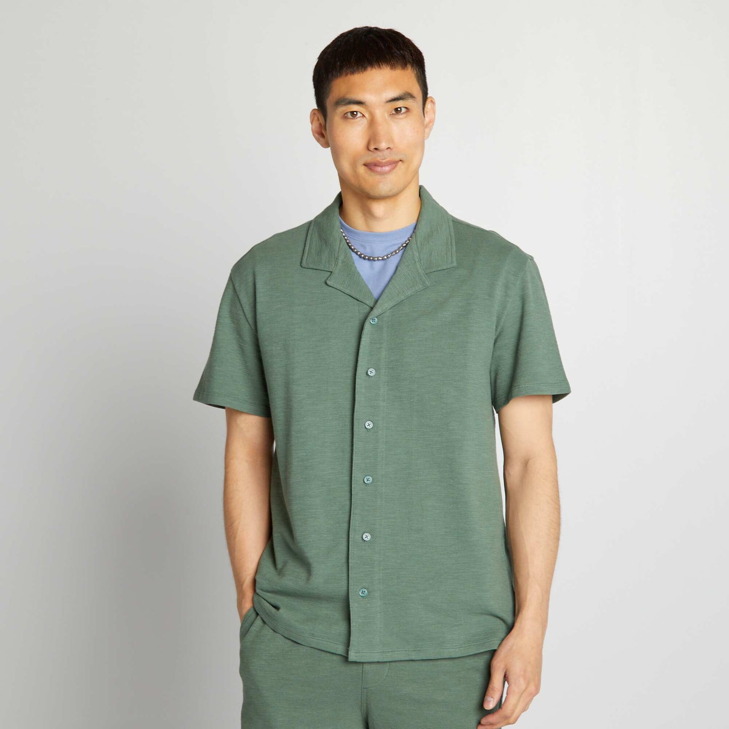 Short-sleeved shirt with polo collar GREEN