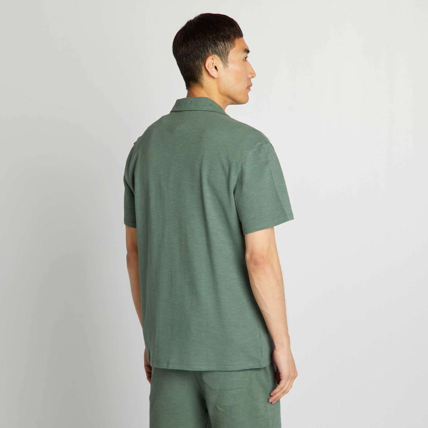 Short-sleeved shirt with polo collar GREEN