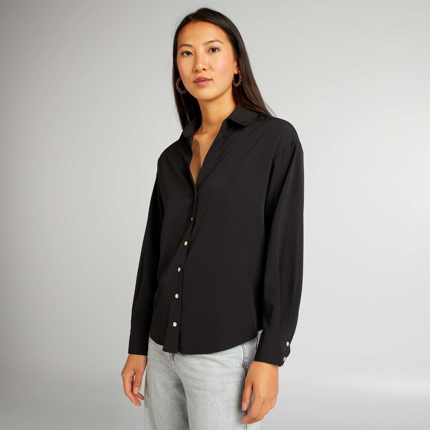 Flowing blouse black