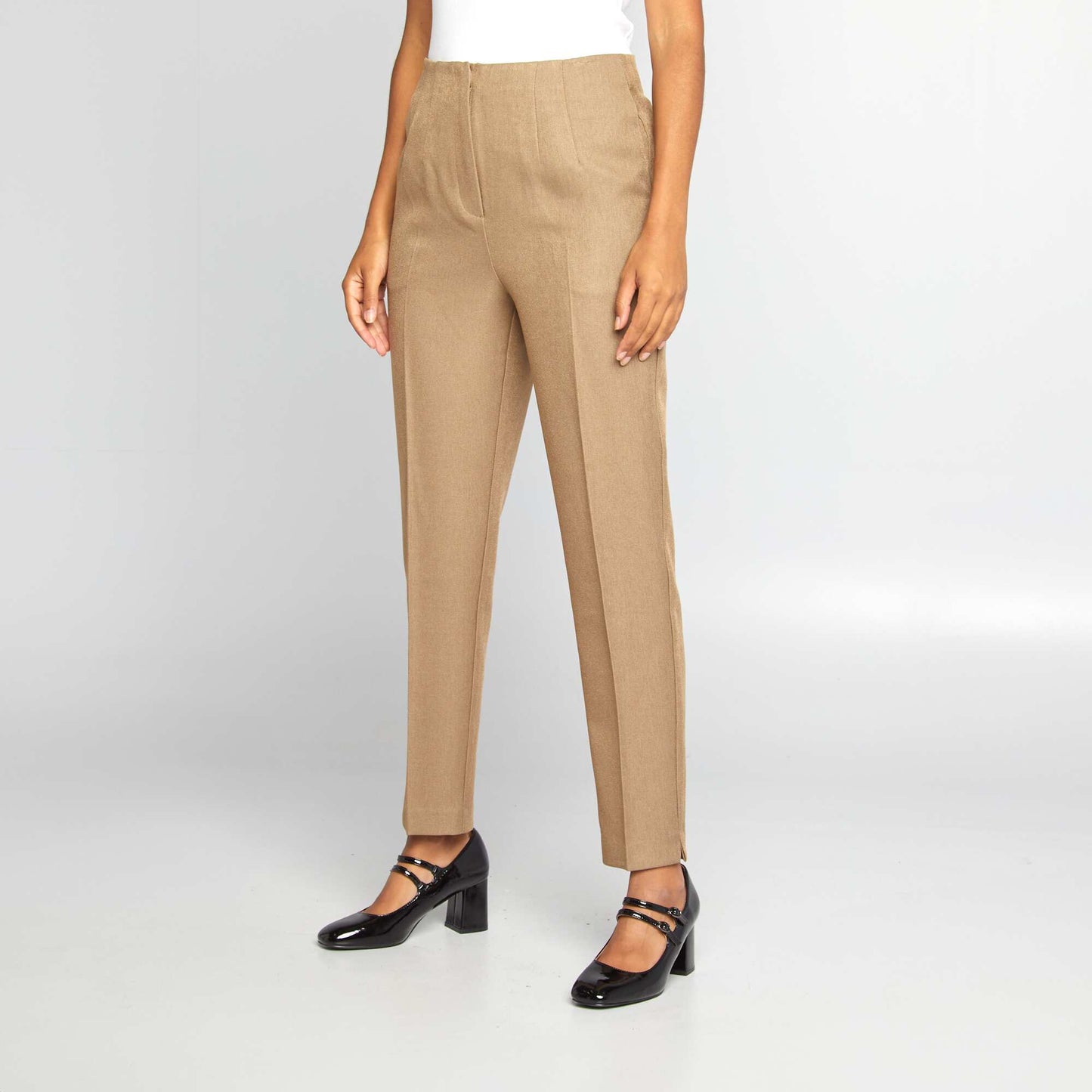 High-waisted cigarette trousers BEIGE