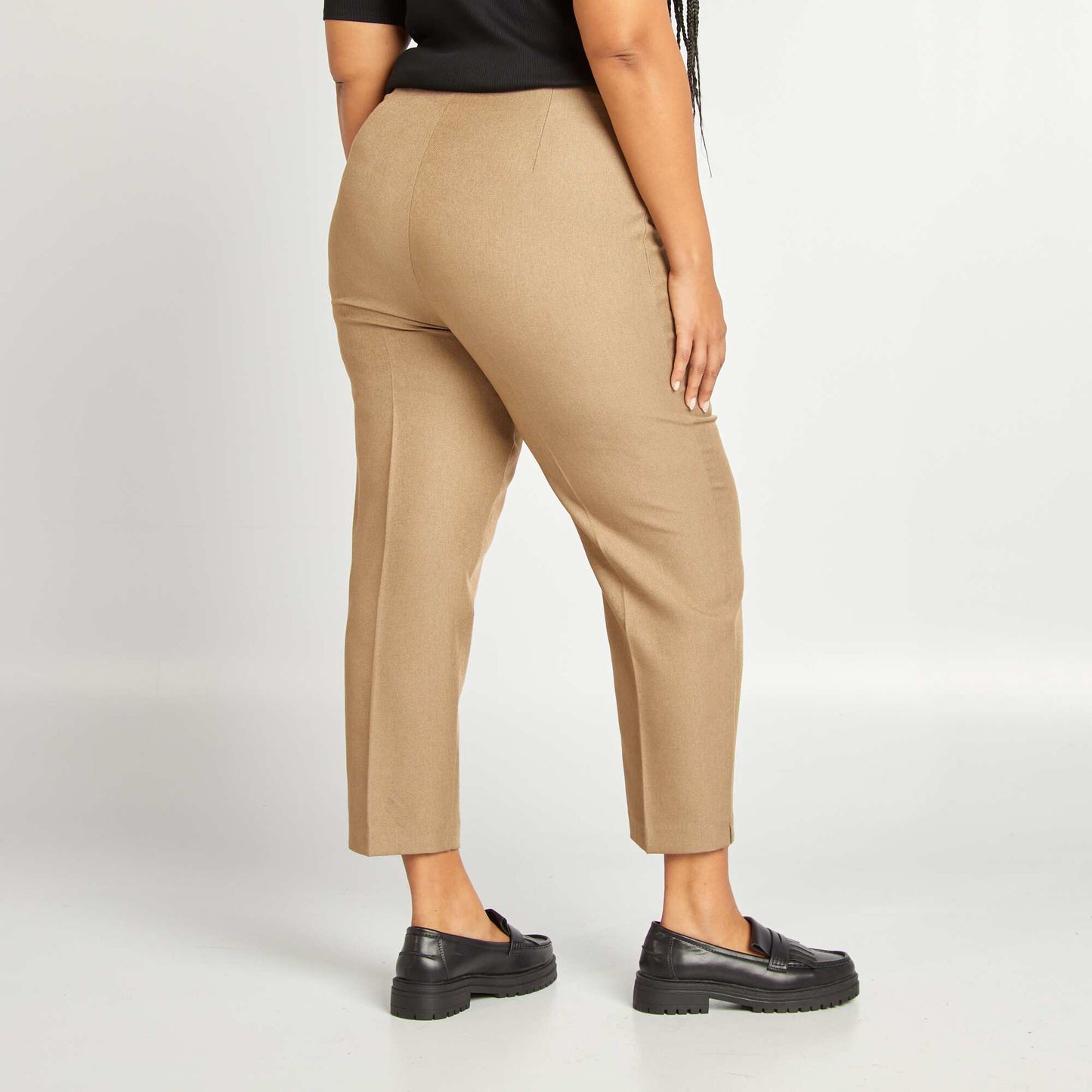 High-waisted cigarette trousers BEIGE