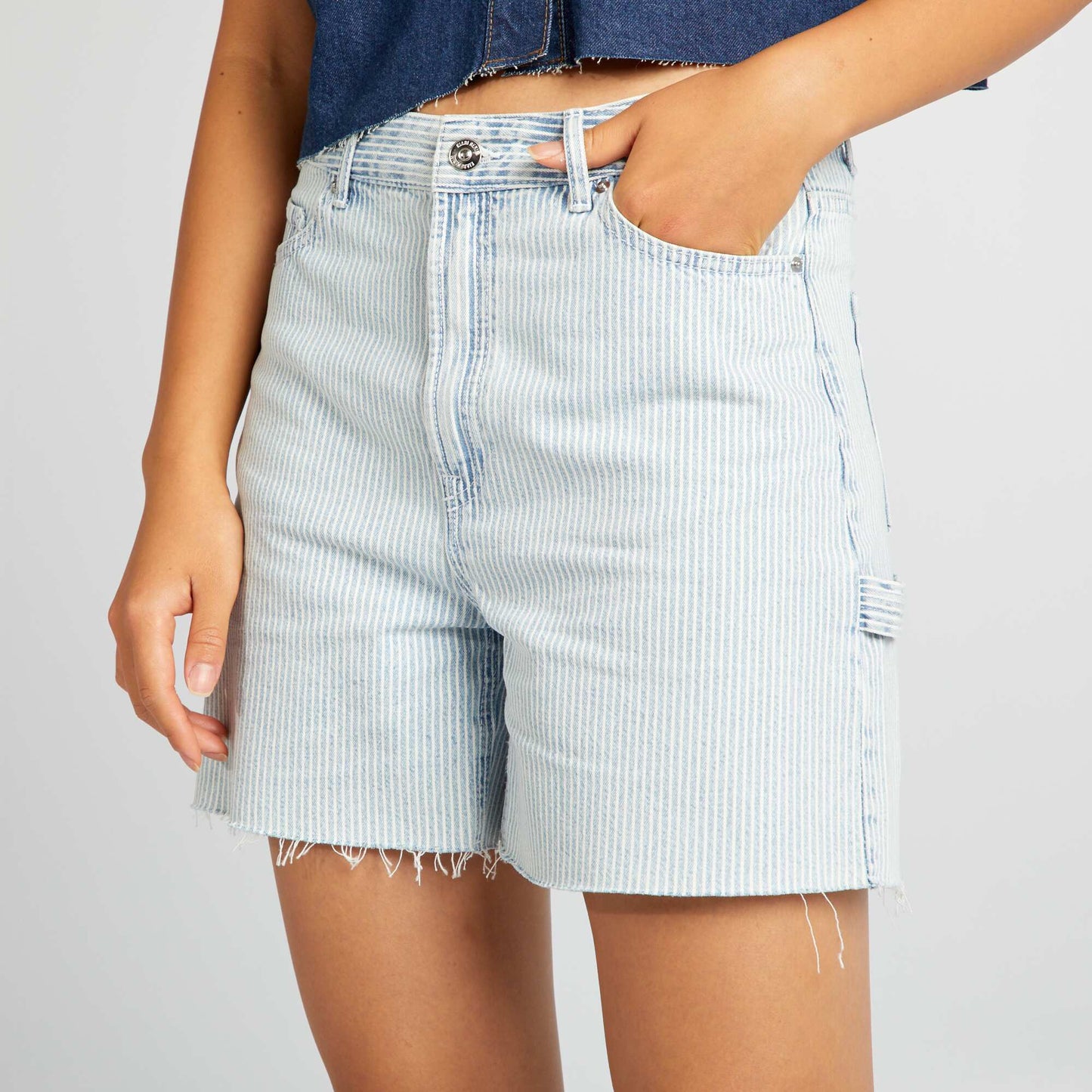 Carpenter-style denim shorts BLUE