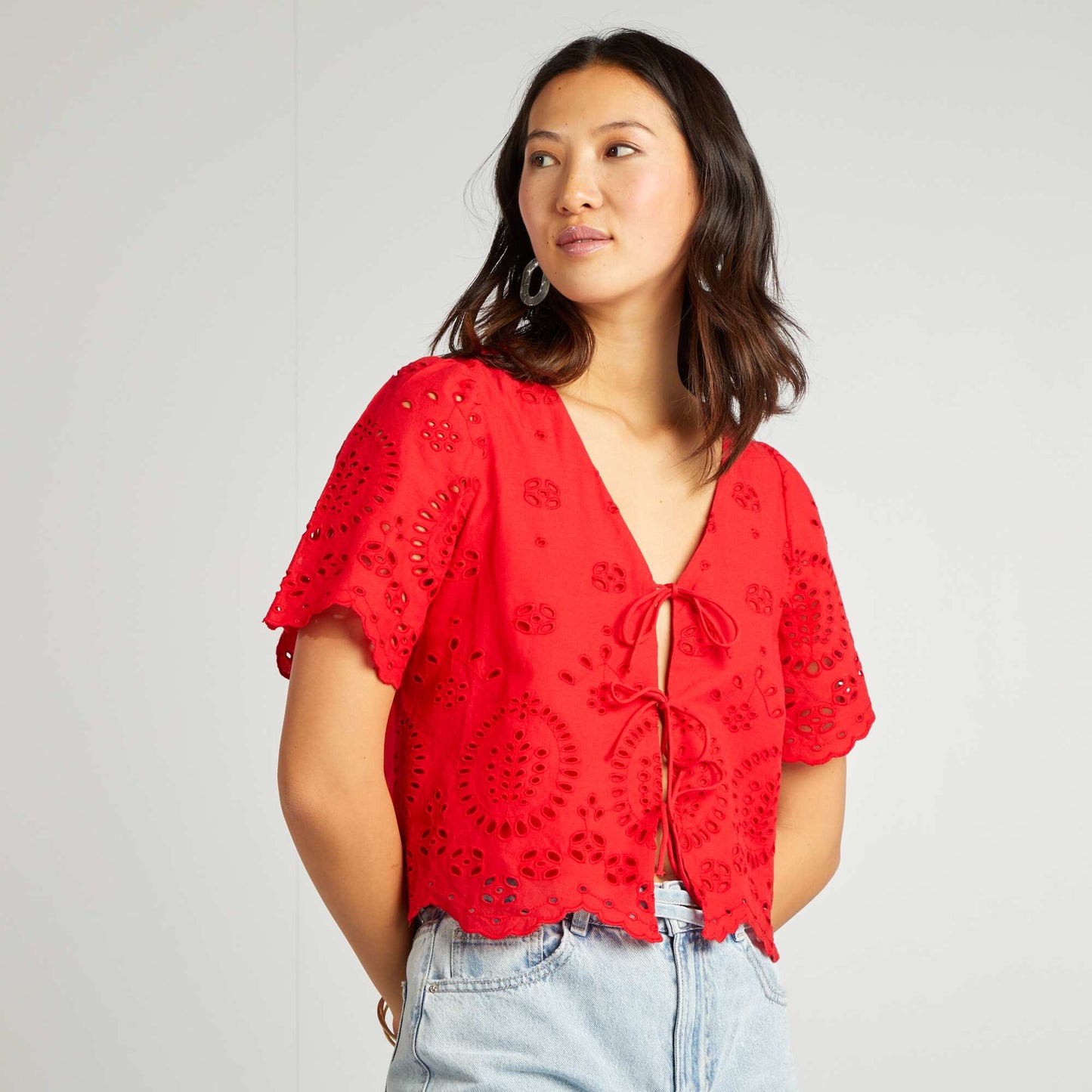 Embroidered blouse with bows RED