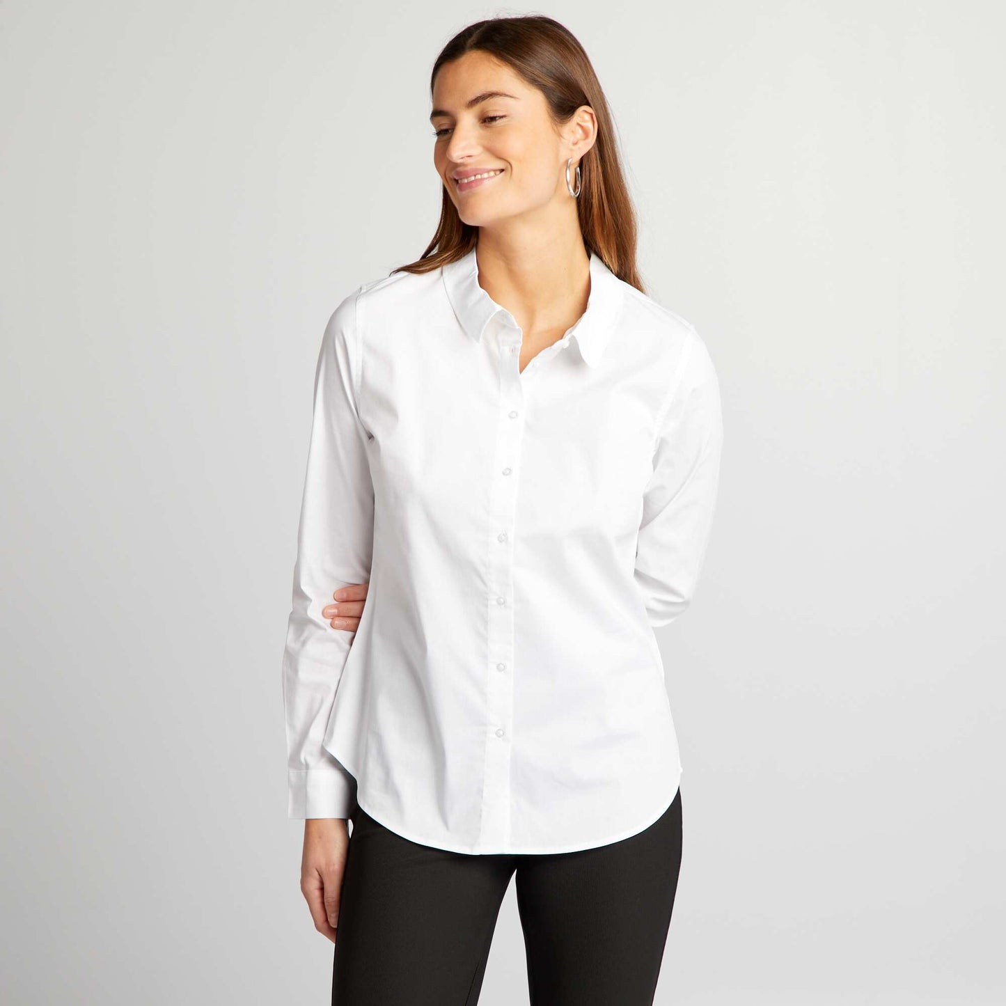 Fitted shirt with cutaway collar white