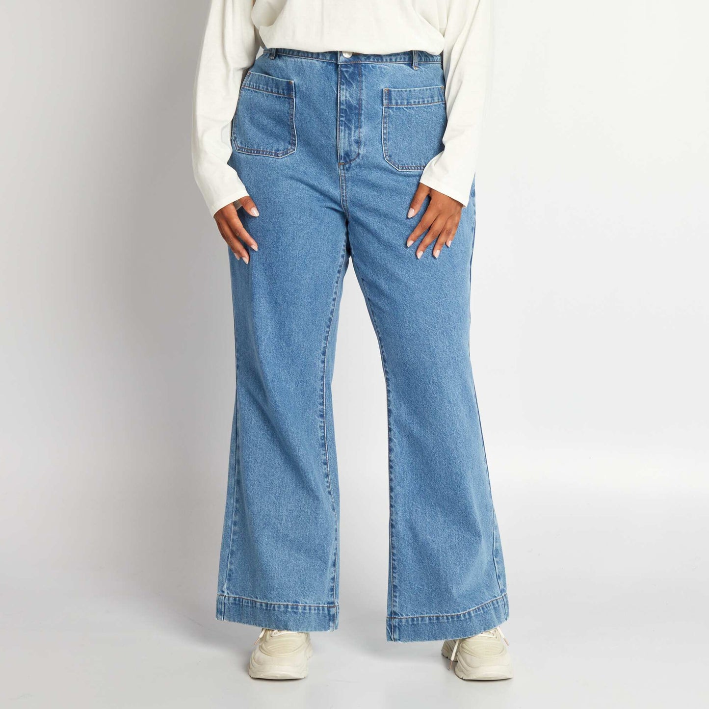 High-rise flared jeans STON1